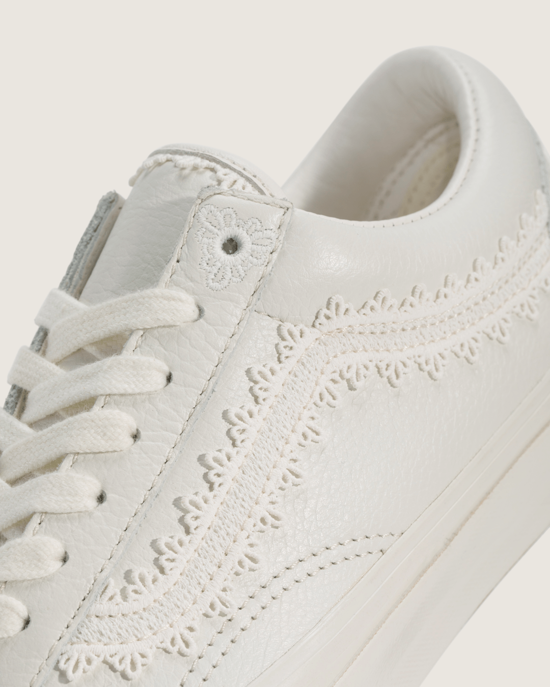 Vans Premium Old Skool Shoe in Marshmallow White
