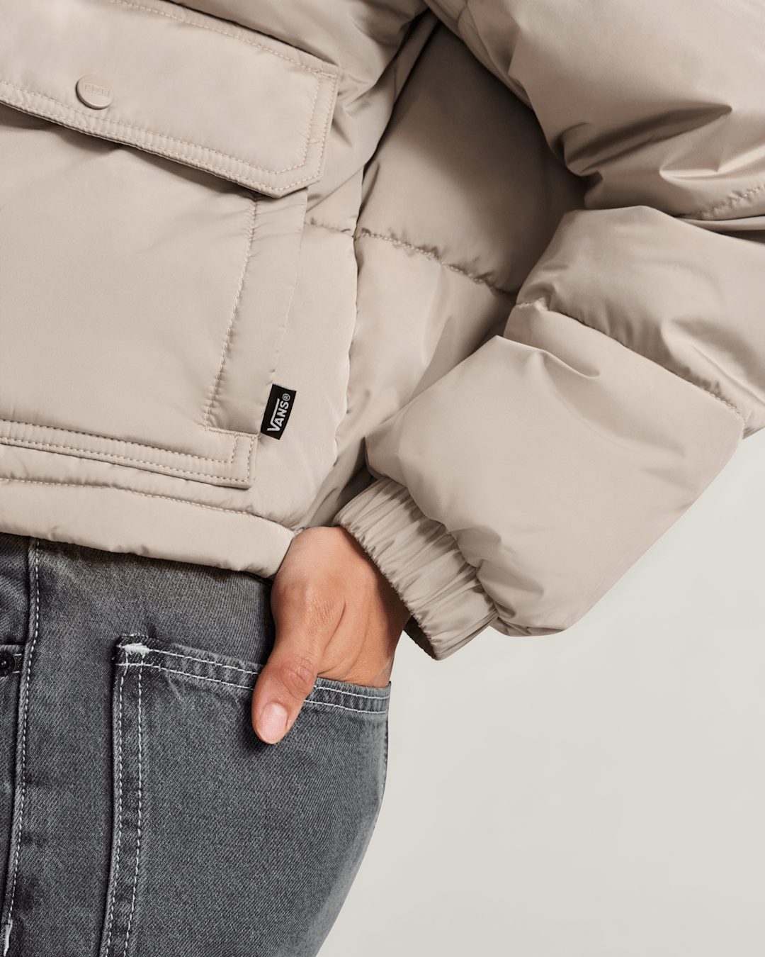 Vans Aubrey Primaloft Puffer Jacket in Mushroom Brown