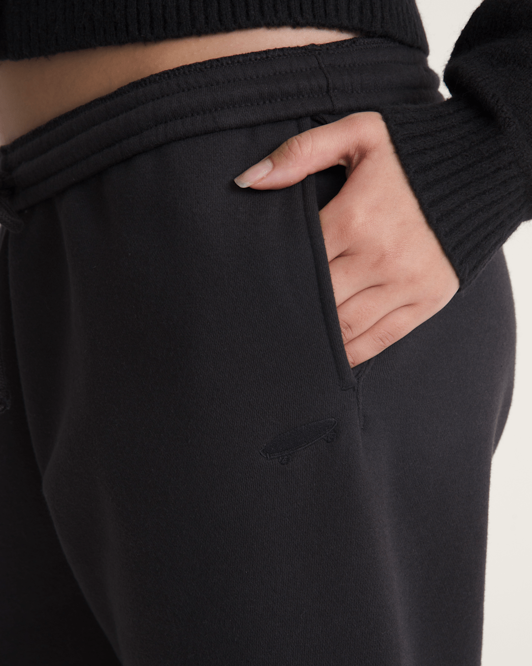 Vans Salton Fleece Jogger Pants in Black