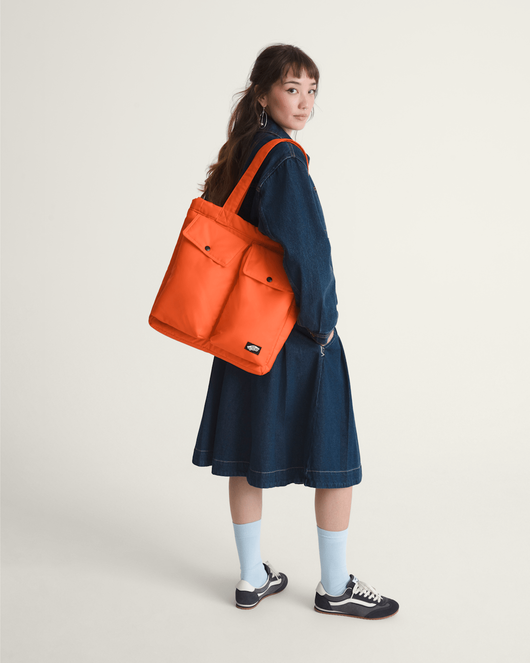 Vans Lawler Tote Bag in Flame Red