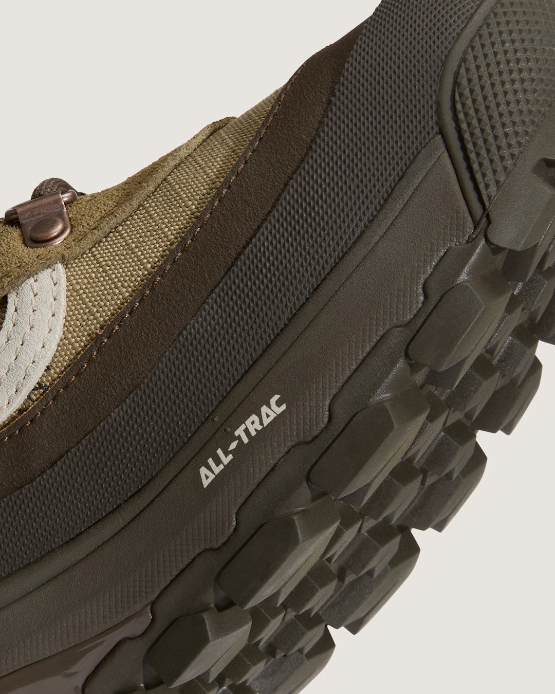 Vans Snow-Kicker GORE-TEX Boot in Bay Leaf Green