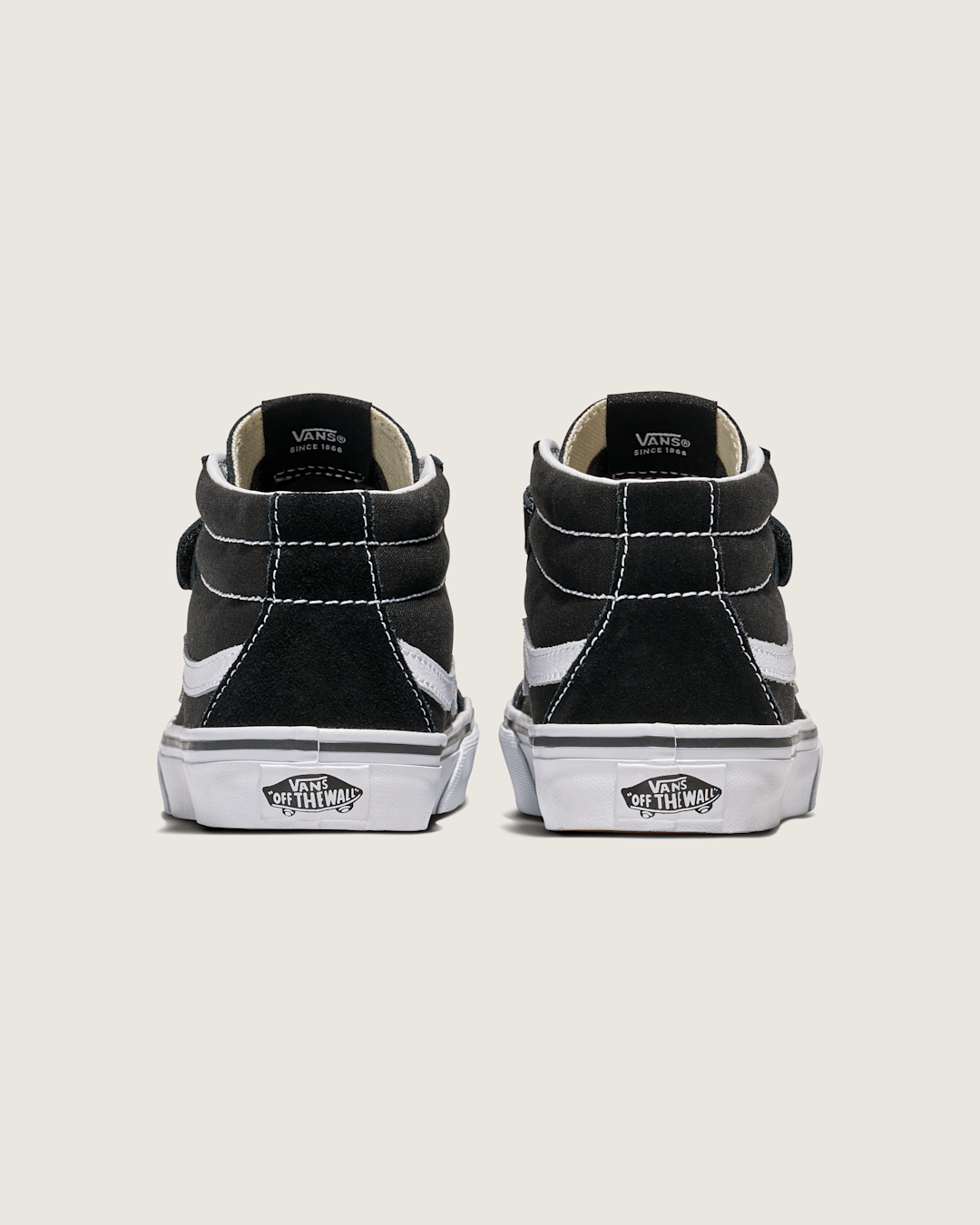 Vans Big Kids Sk8-Mid V Shoe in Black / True White