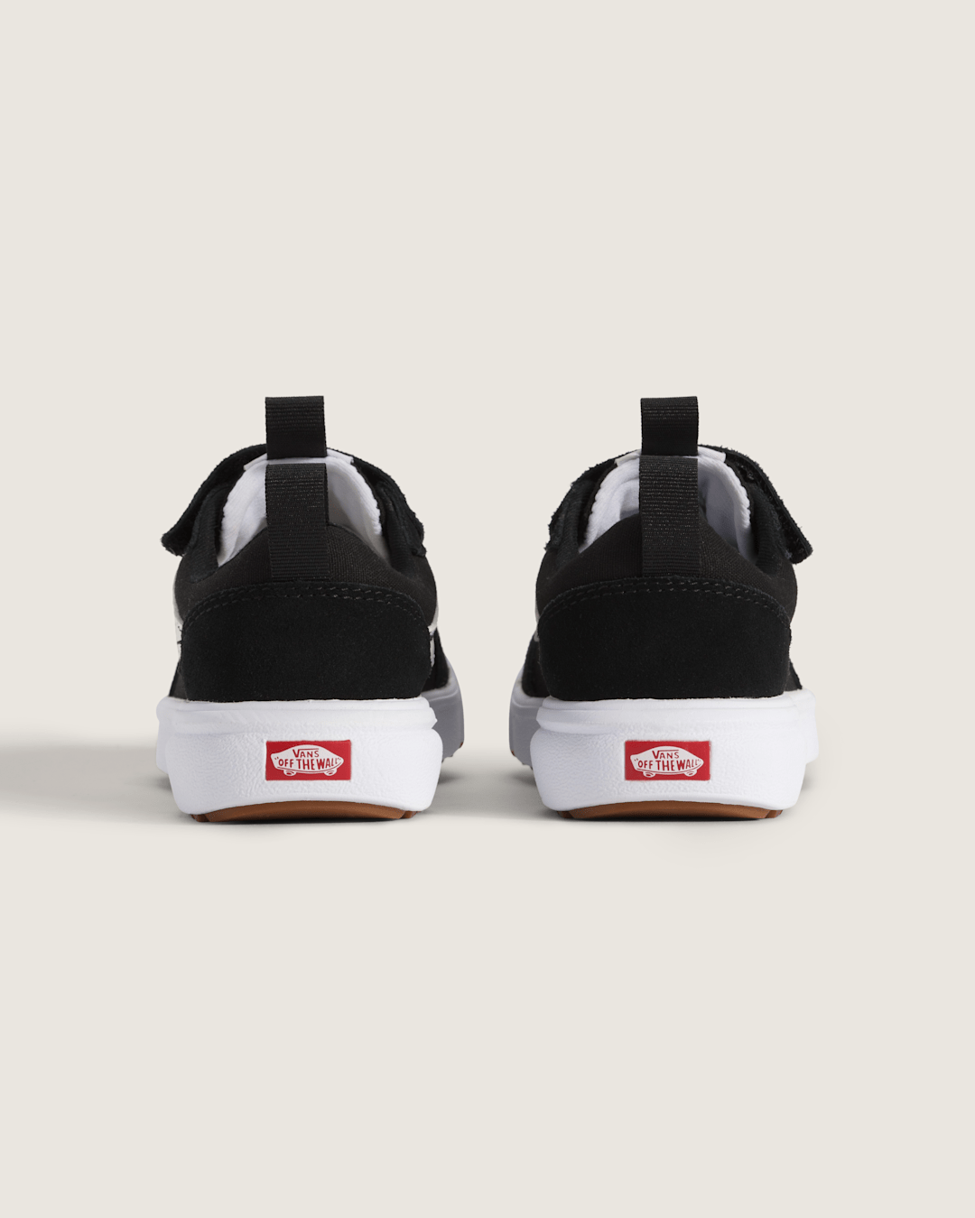 Vans Little Kids UltraRange V Shoe in Black / White