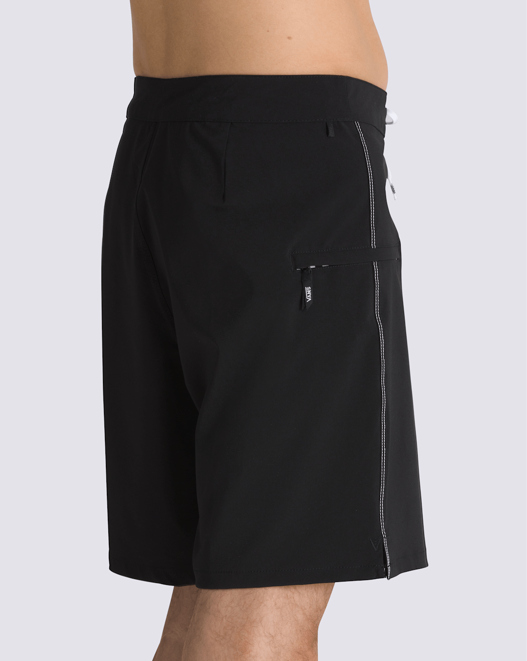Vans Daily 18'' Boardshorts in Black
