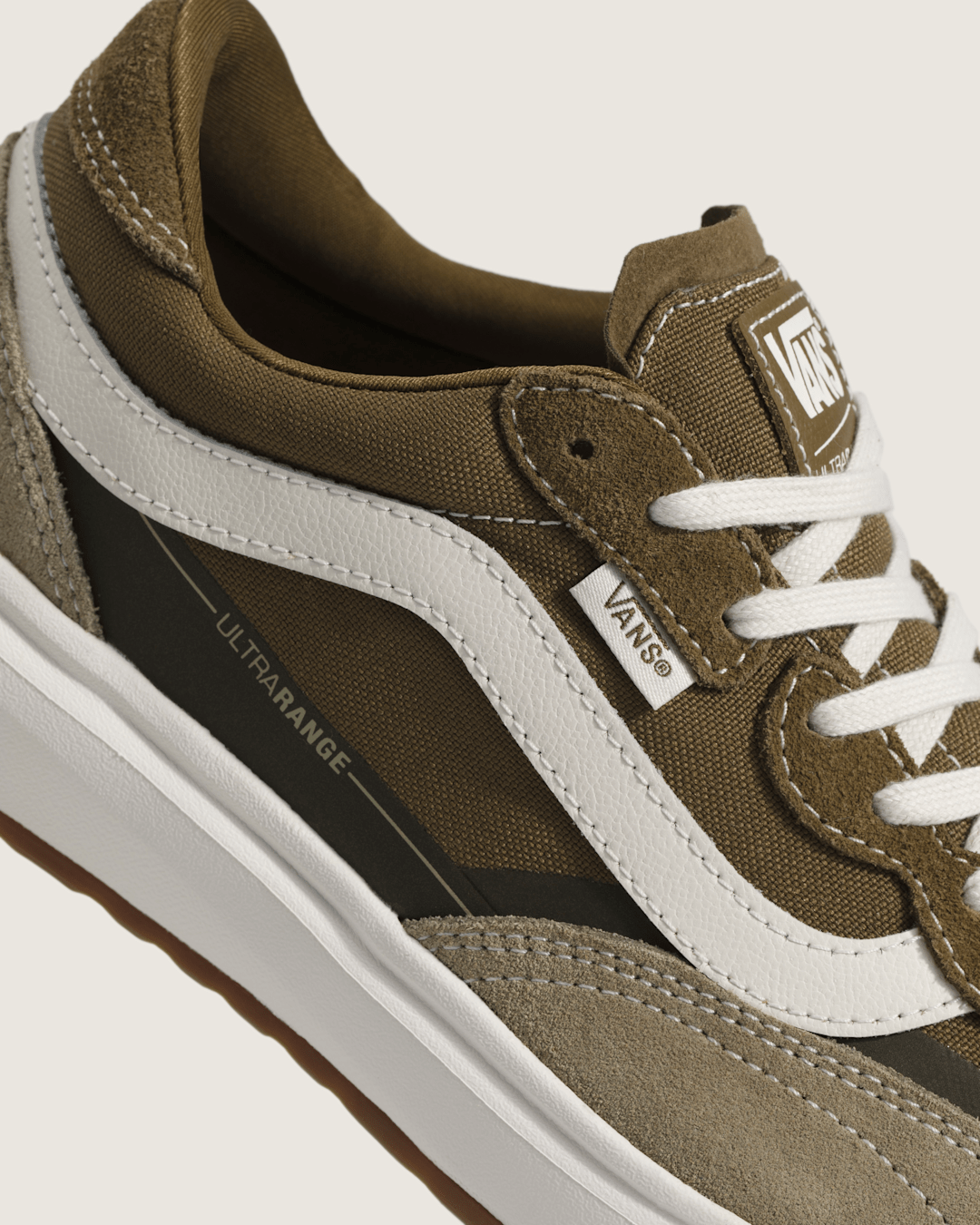 Vans UltraRange 2.0 Shoe in Tobacco Brown