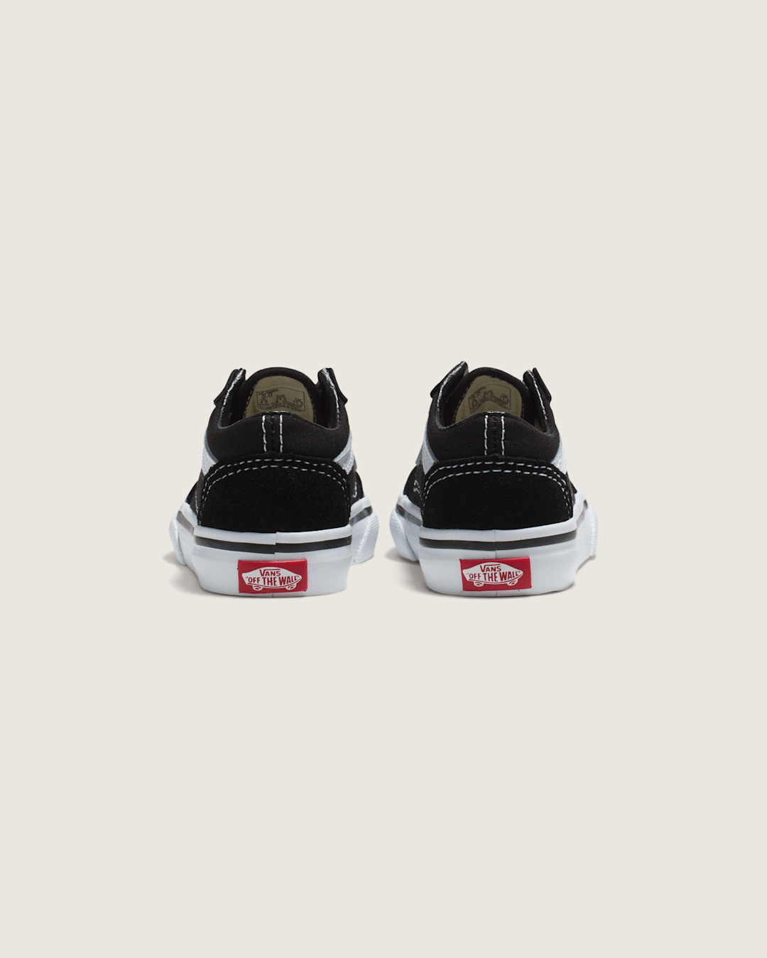Vans Toddler Old Skool Shoe in Black / True White