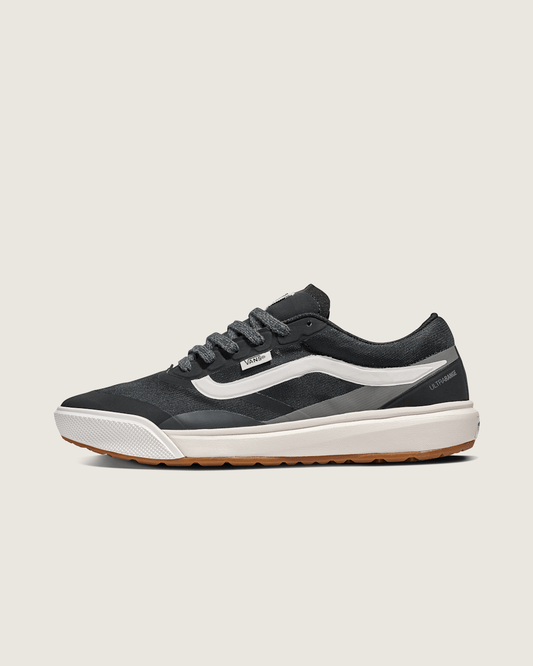 Vans UltraRange 2.0 Shoe in Black