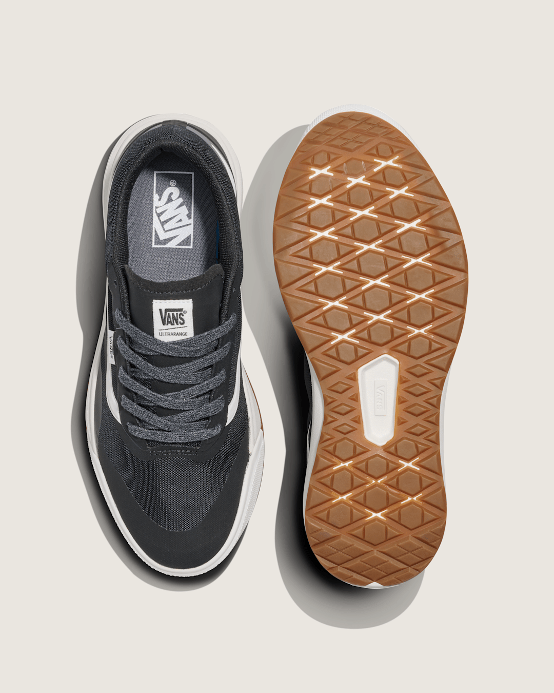 Vans UltraRange 2.0 Shoe in Black