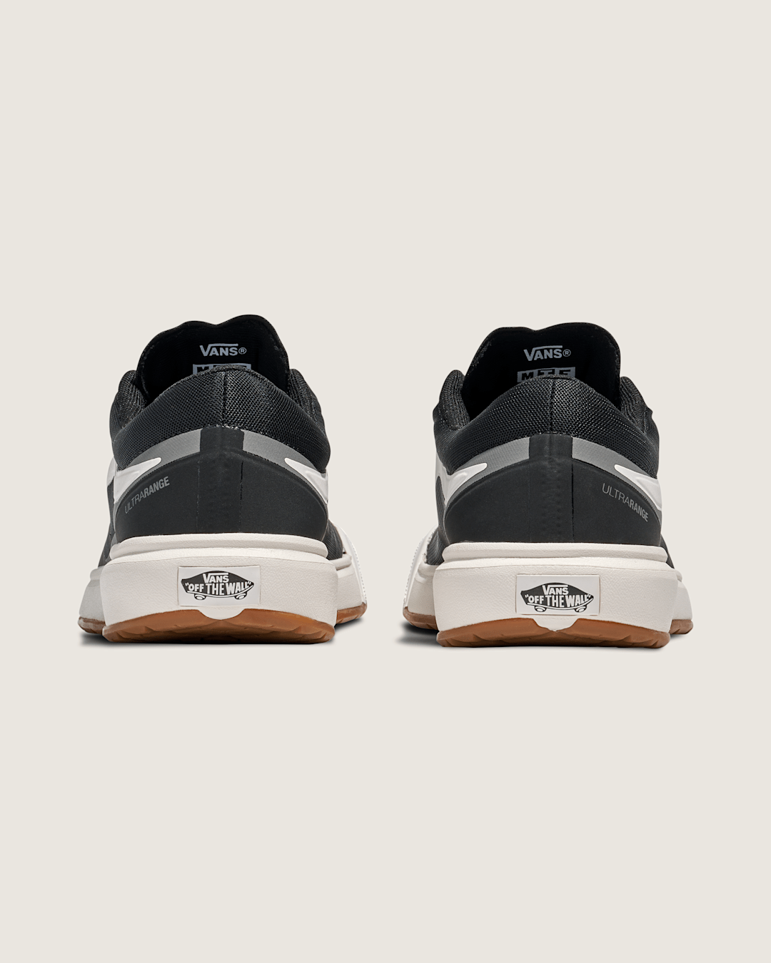 Vans UltraRange 2.0 Shoe in Black