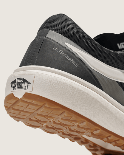 Vans UltraRange 2.0 Shoe in Black