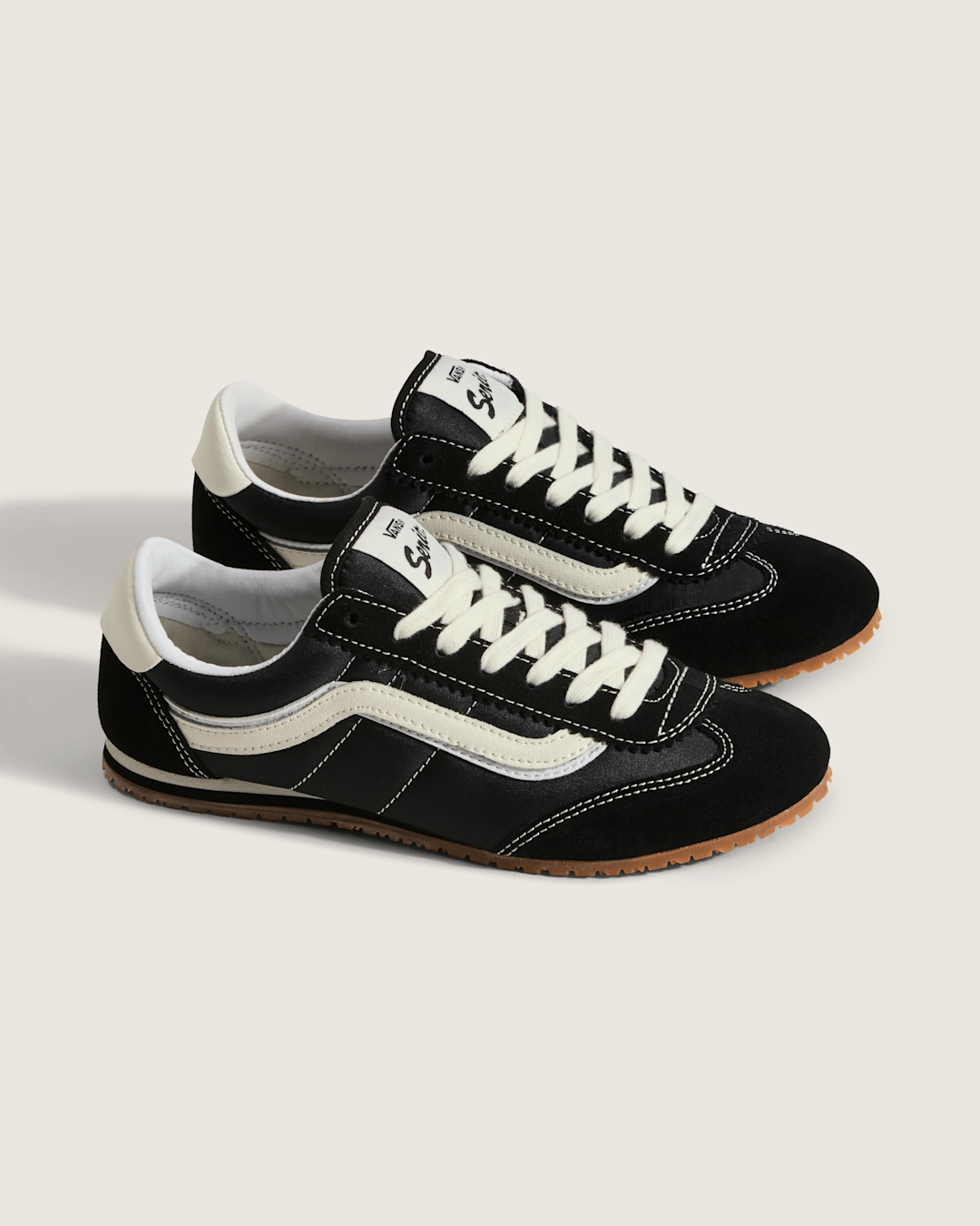 Vans Super Lowpro Shoe in Black