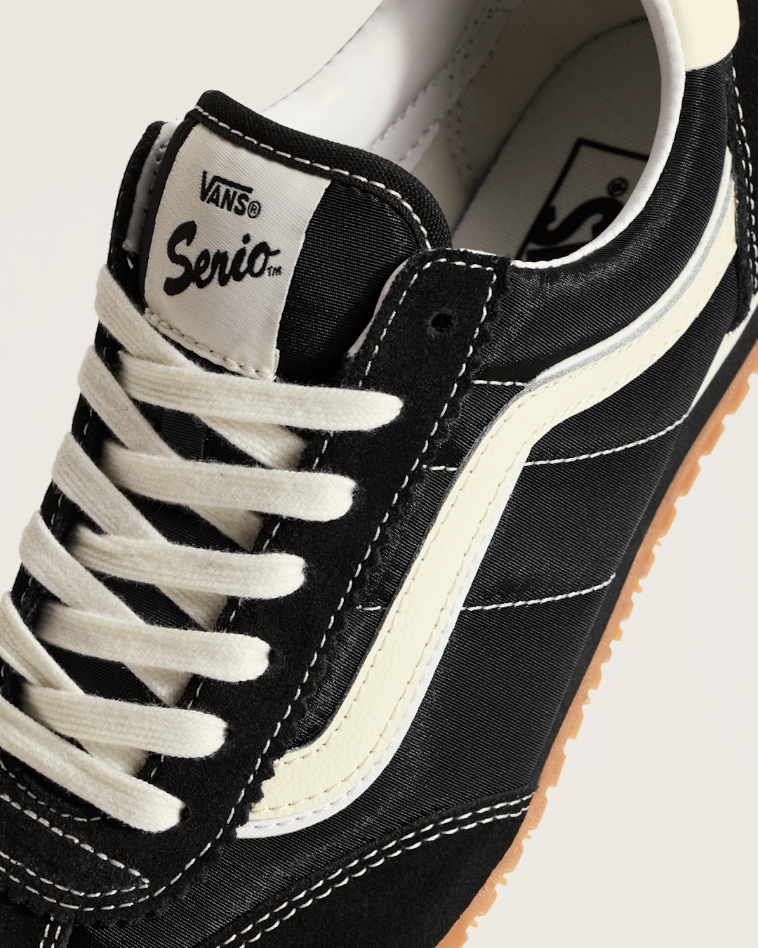 Vans Super Lowpro Shoe in Black
