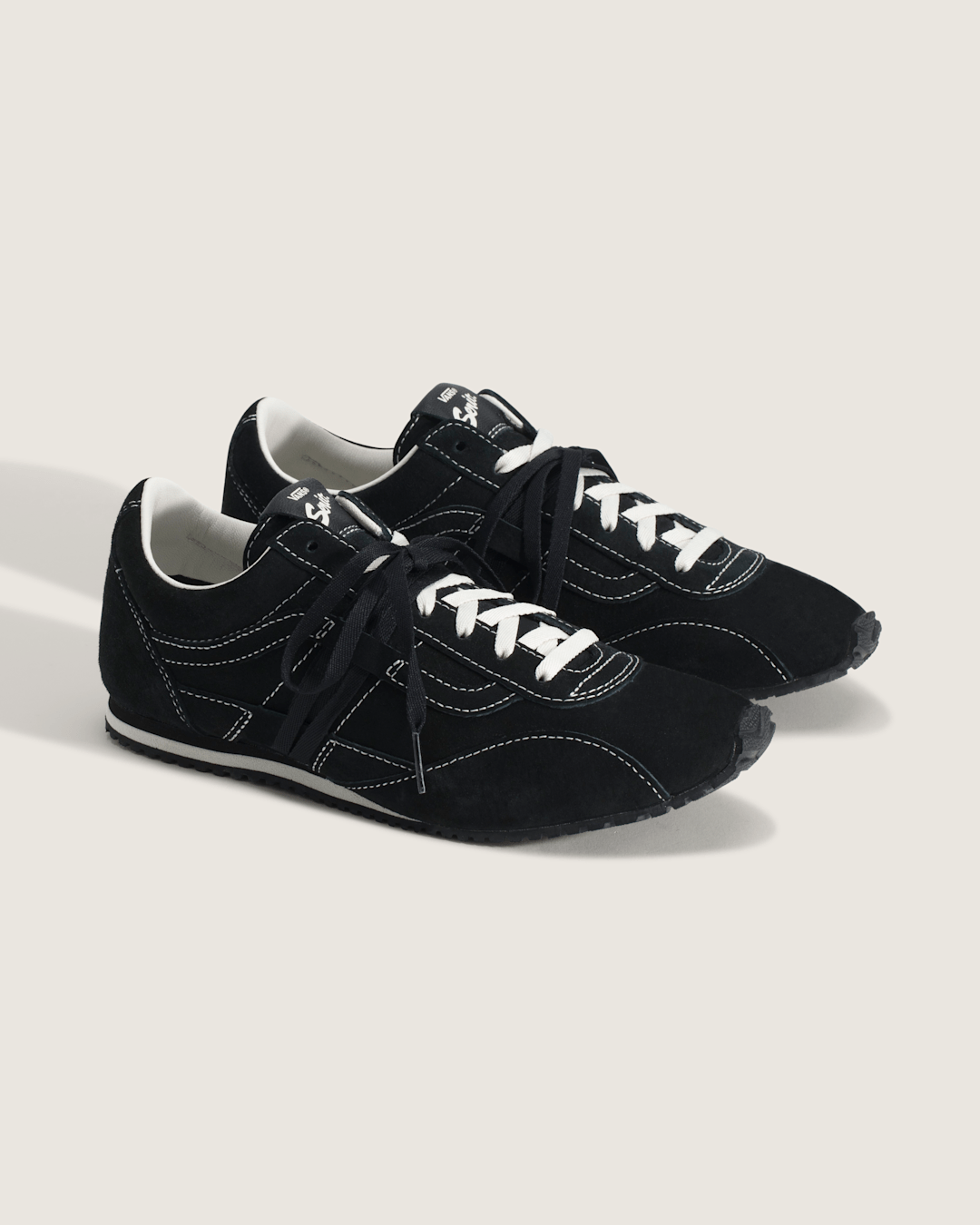 Vans Premium Super Lowpro Trainer in Black