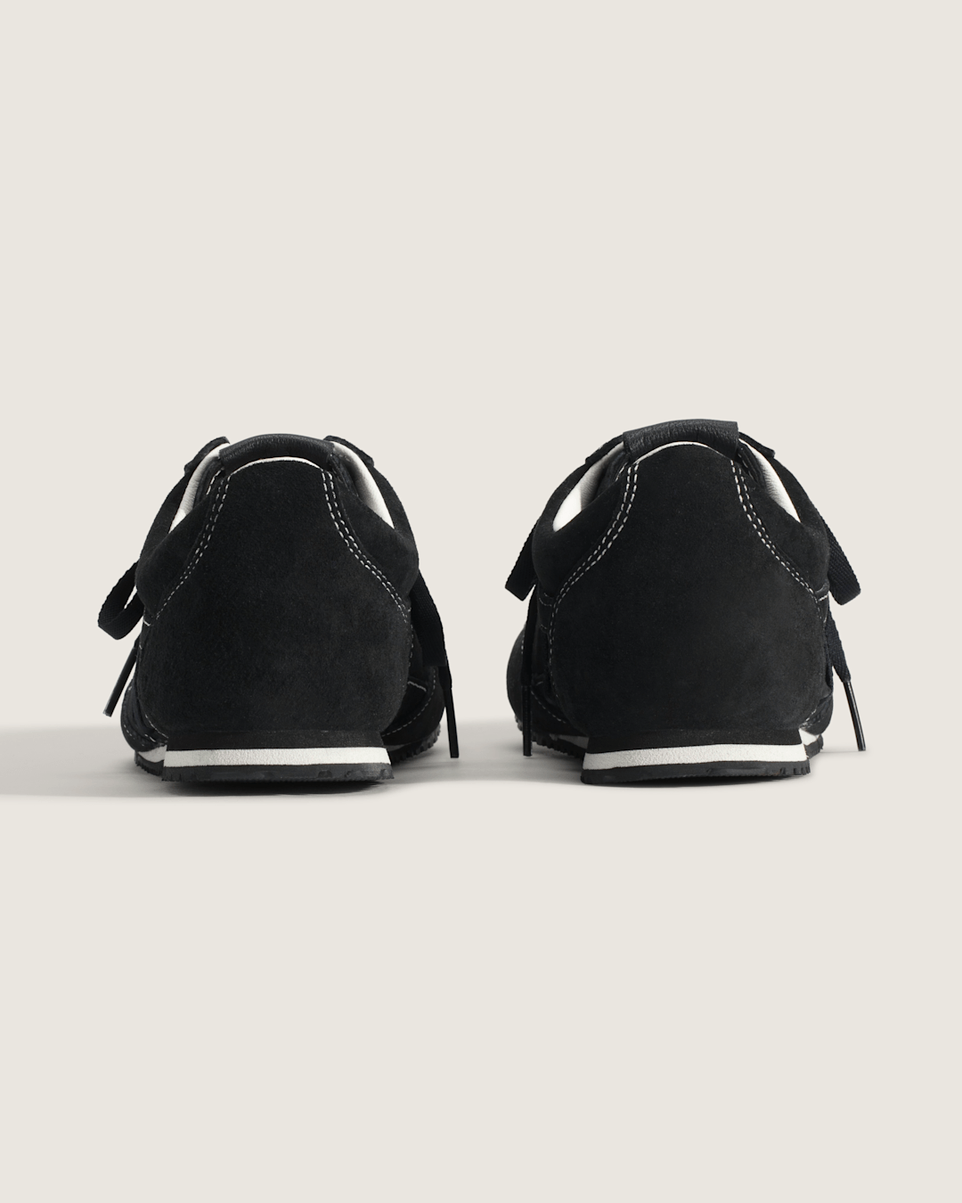 Vans Premium Super Lowpro Trainer in Black