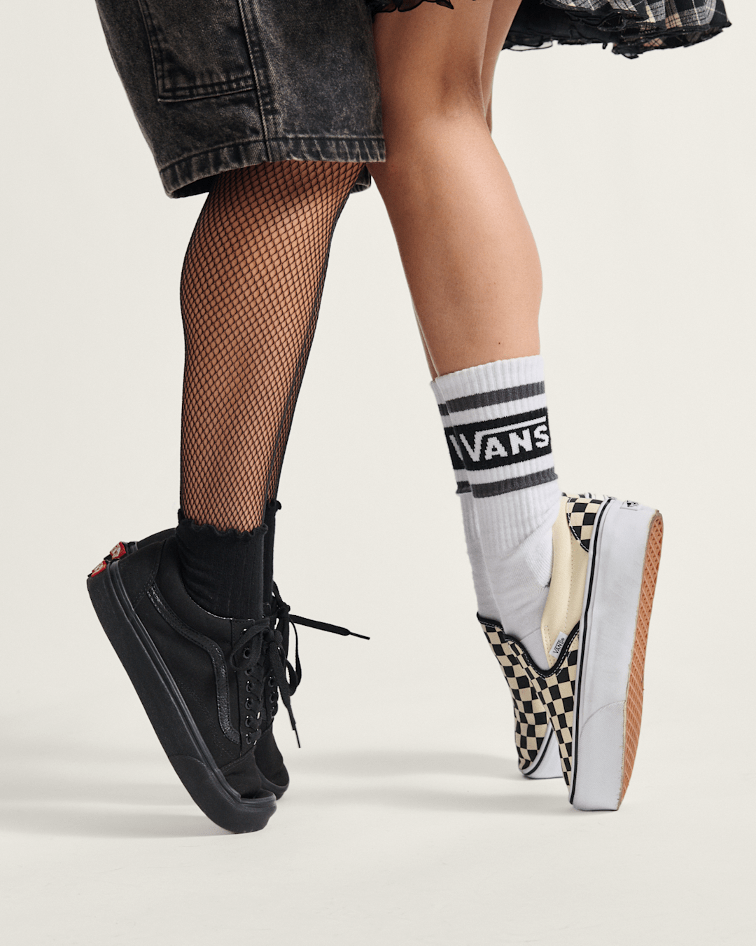 Vans Old Skool Black/Black Classics Shoe