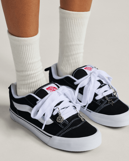 Vans Vans Bold and Bloom Shoe Charm Set in Grey