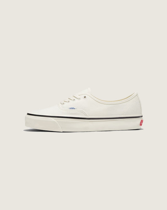 Vans Premium Authentic Shoe in Marshmallow White