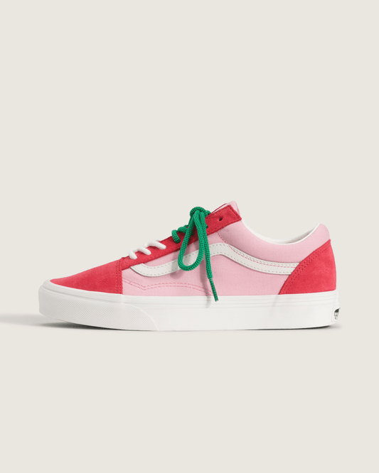 Vans Old Skool Shoe in Crimson Haze Red
