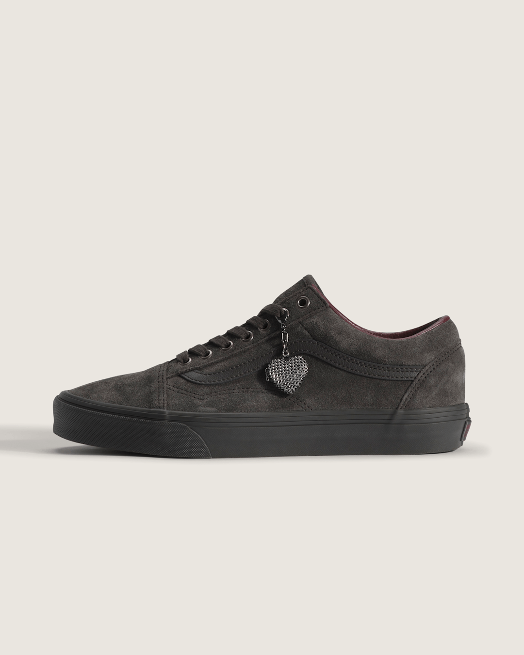 Vans Old Skool Shoe in Dark Grey