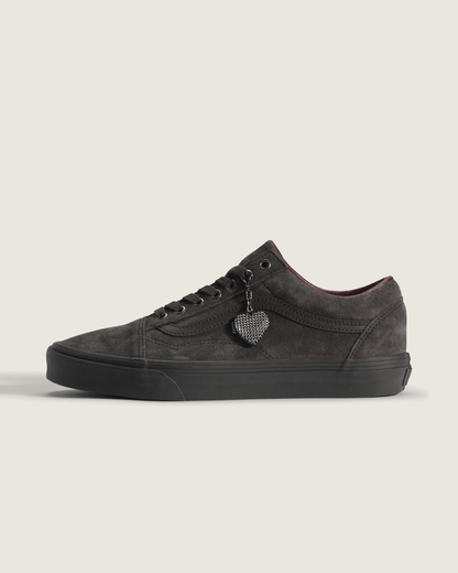 Vans Old Skool Shoe in Dark Grey