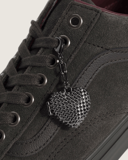 Vans Old Skool Shoe in Dark Grey