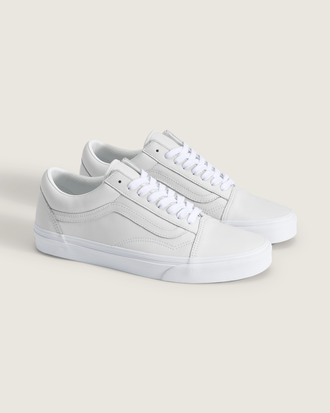 Vans Old Skool Shoe in True White