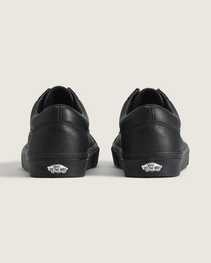 Vans Old Skool Shoe in Blackout