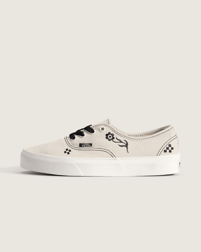 Vans Authentic Shoe in Beige / Black