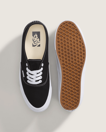 Vans Premium Authentic Shoe in Black / White