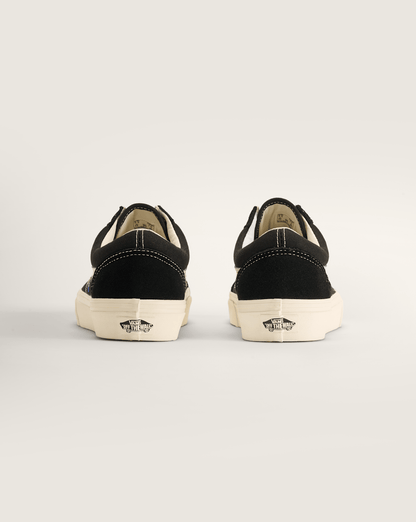Vans Old Skool Shoe in Black