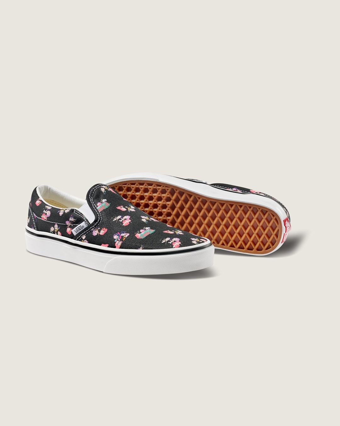 Vans KPop Demon Hunters x Vans Classic Slip-On Shoe in Kpop Demon Hunters Black