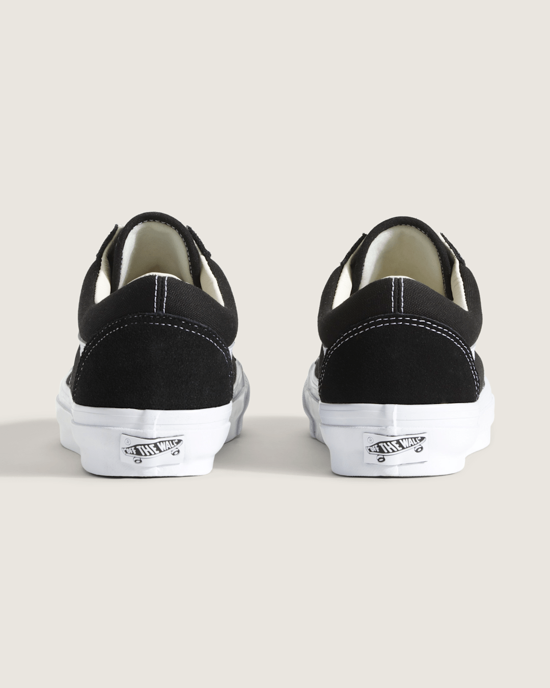 Vans Premium Old Skool Shoe in Black / White