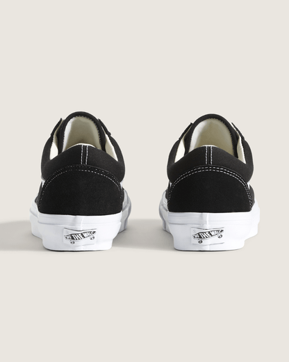 Vans Premium Old Skool Shoe in Black / White