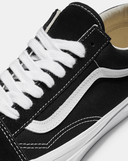Vans Premium Old Skool Shoe in Black / White