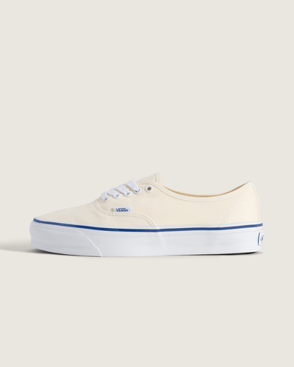 Vans Premium Authentic Shoe in Off White / White