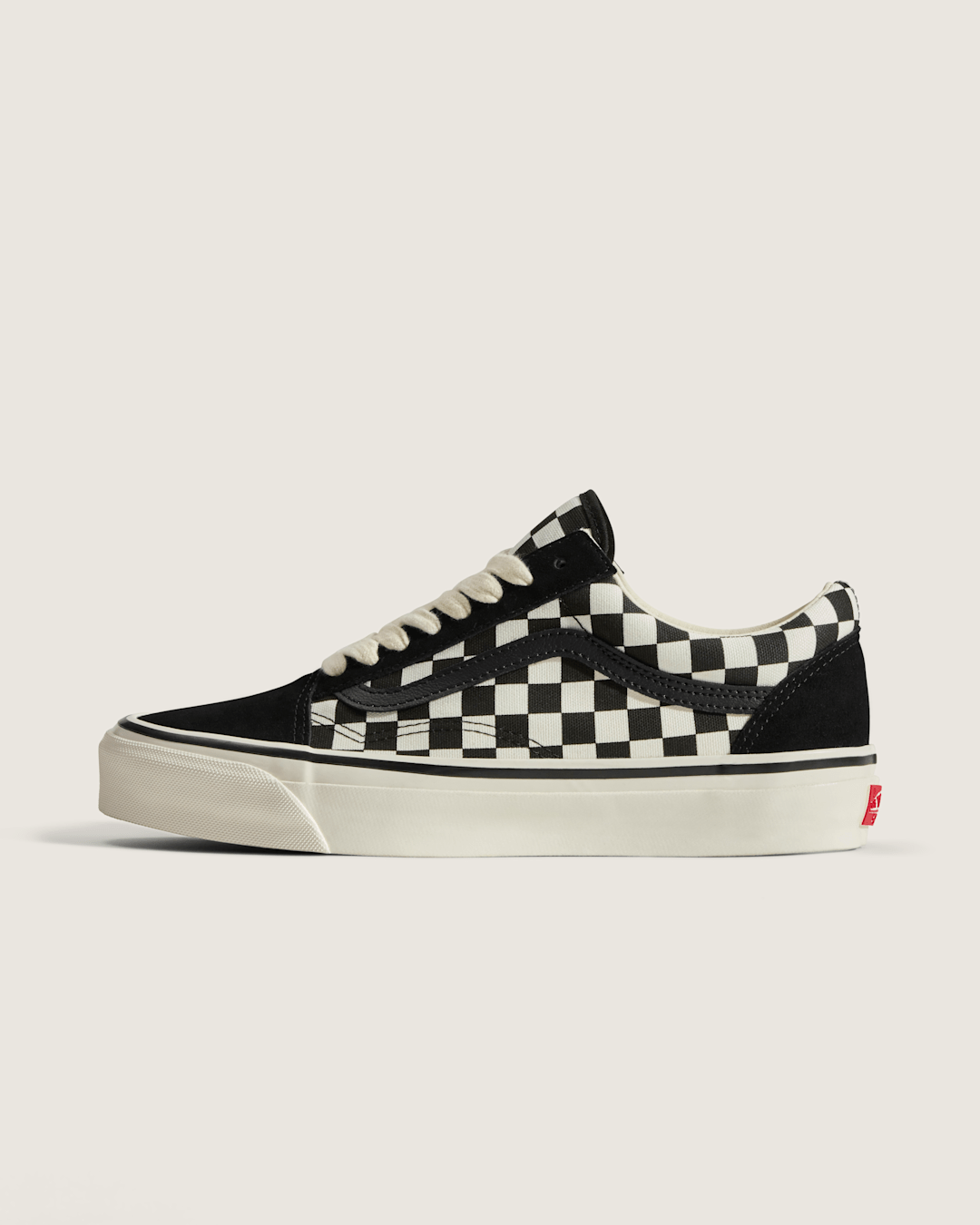 Vans Premium Old Skool Checkerboard Shoe in Black / White