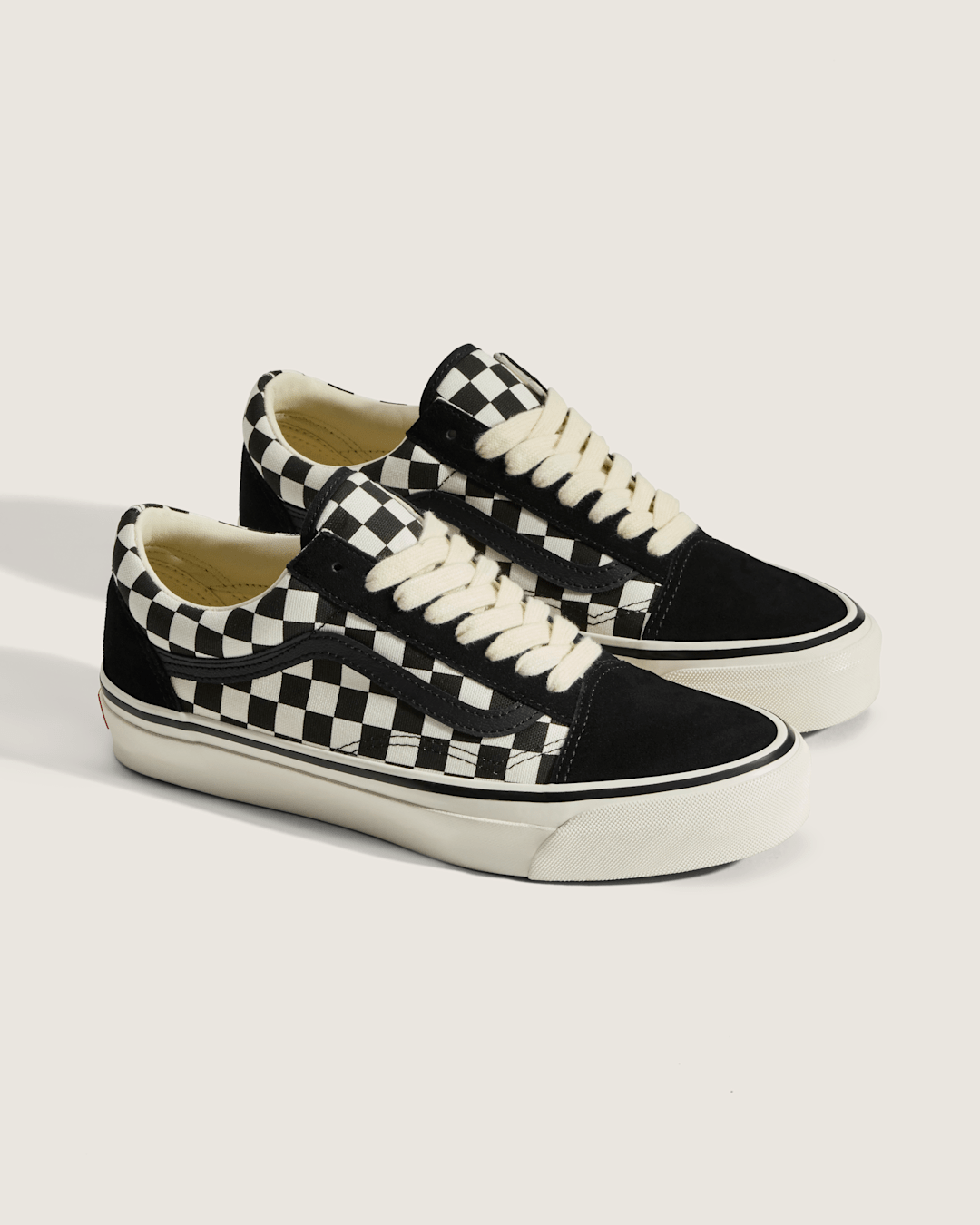 Vans Premium Old Skool Checkerboard Shoe in Black / White