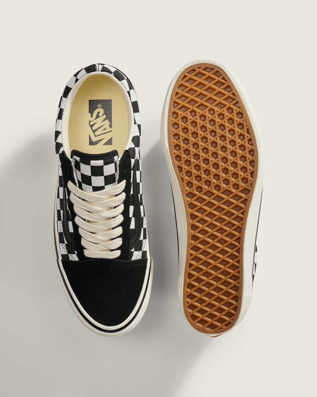 Vans Premium Old Skool Checkerboard Shoe in Black / White