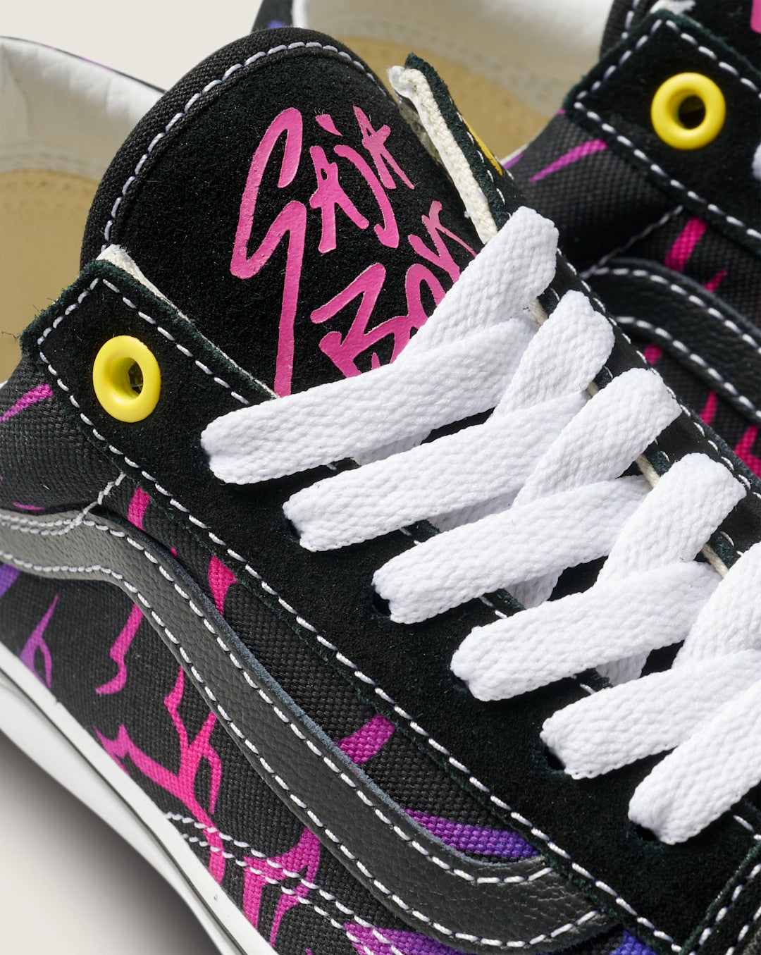 Vans KPop Demon Hunters x Vans Old Skool Shoe in Kpop Demon Hunters Black / Purple