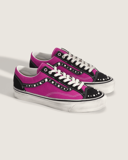 Vans Premium Old Skool 36 Shoe in Fuchsia Red