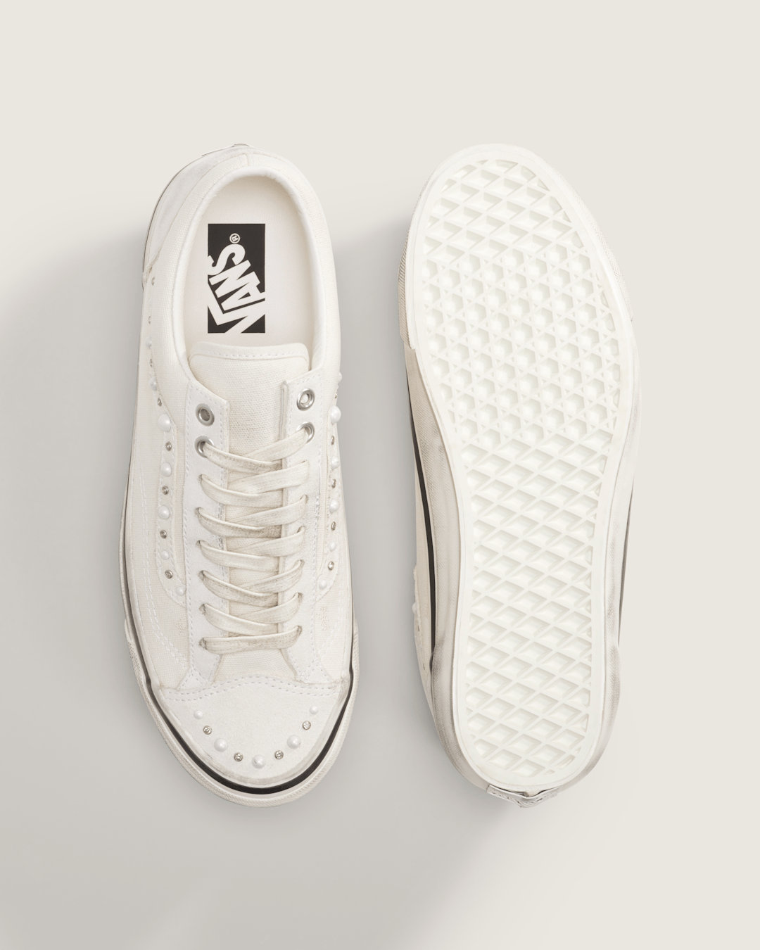 Vans Premium Old Skool 36 Shoe in Marshmallow White