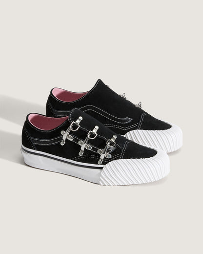 Vans Premium Old Skool Wrap Karina Shoe in Black / White