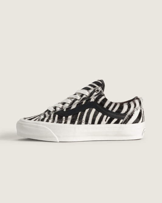 Vans Premium Old Skool 36 Shoe in Zebra Black / White