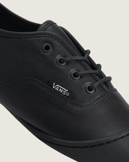 Vans OTW Authentic Prima in Blackout