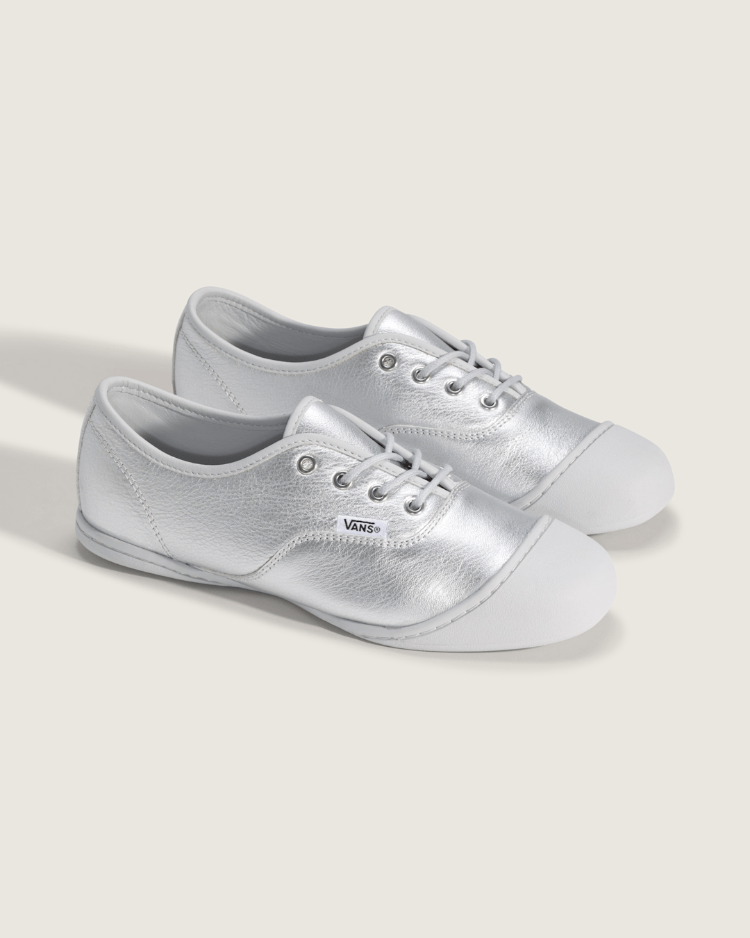 Vans OTW Authentic Prima in Metallic Silver Grey