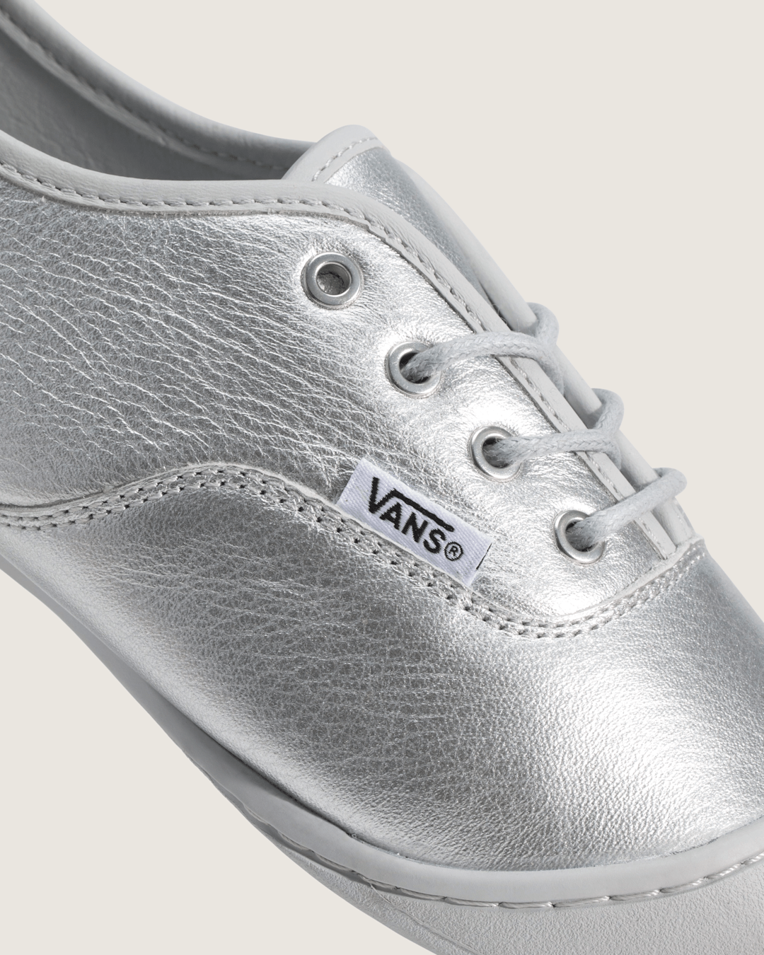 Vans OTW Authentic Prima in Metallic Silver Grey