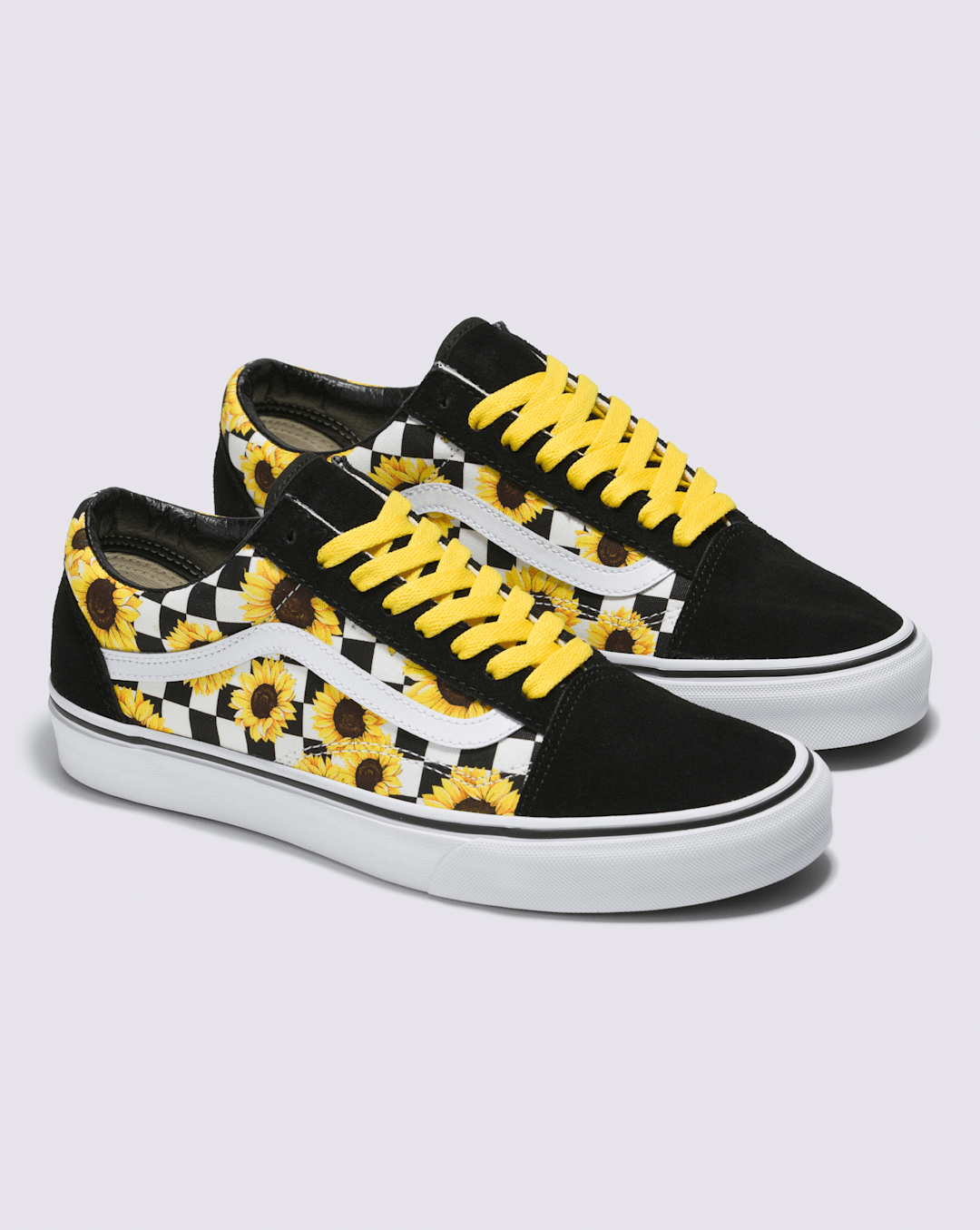Vans Customs Old Skool Checkerboard Shoe in Customs