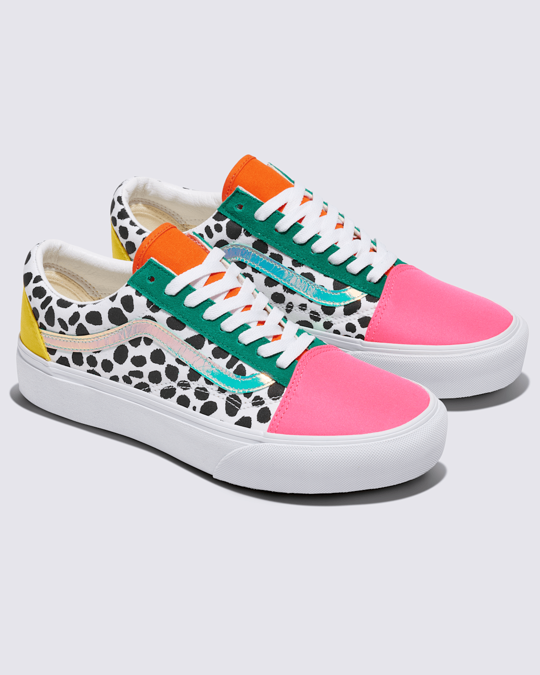Vans Customs Old Skool Platform Shoe in Pink / White / Black