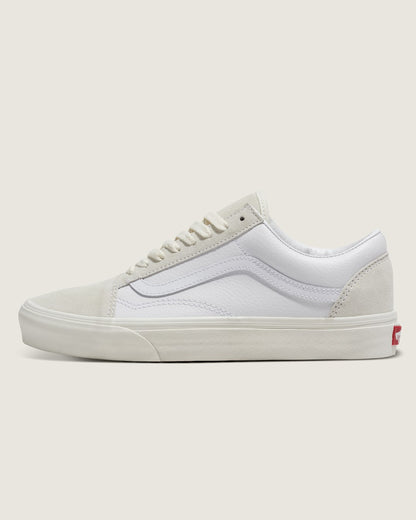 Vans Customs Old Skool Leather Shoe in Customs