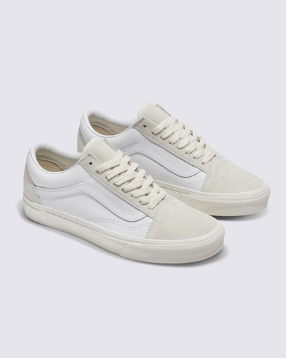 Vans Customs Old Skool Leather Shoe in Customs